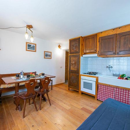 Miramonti 21 Ski In - Ski Out - Happy Rentals Oulx Eksteriør billede