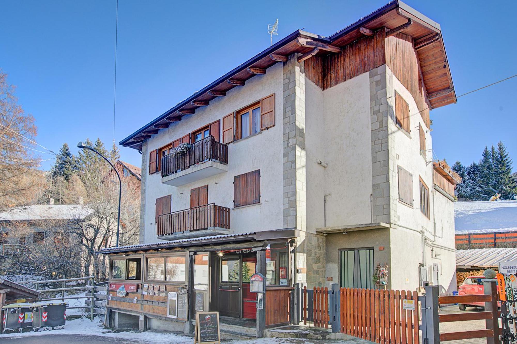 Miramonti 21 Ski In - Ski Out - Happy Rentals Oulx Eksteriør billede